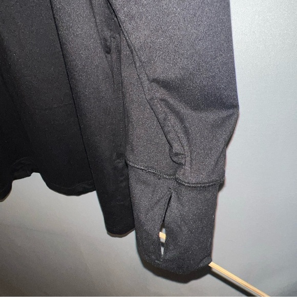 Cuddl Duds Women’s Size 1X Button Down V-Neck Shirt Blouse Black Stretch. - Picture 4 of 8